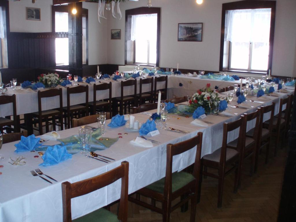 Hotel Dzban Jindrichov Esterno foto
